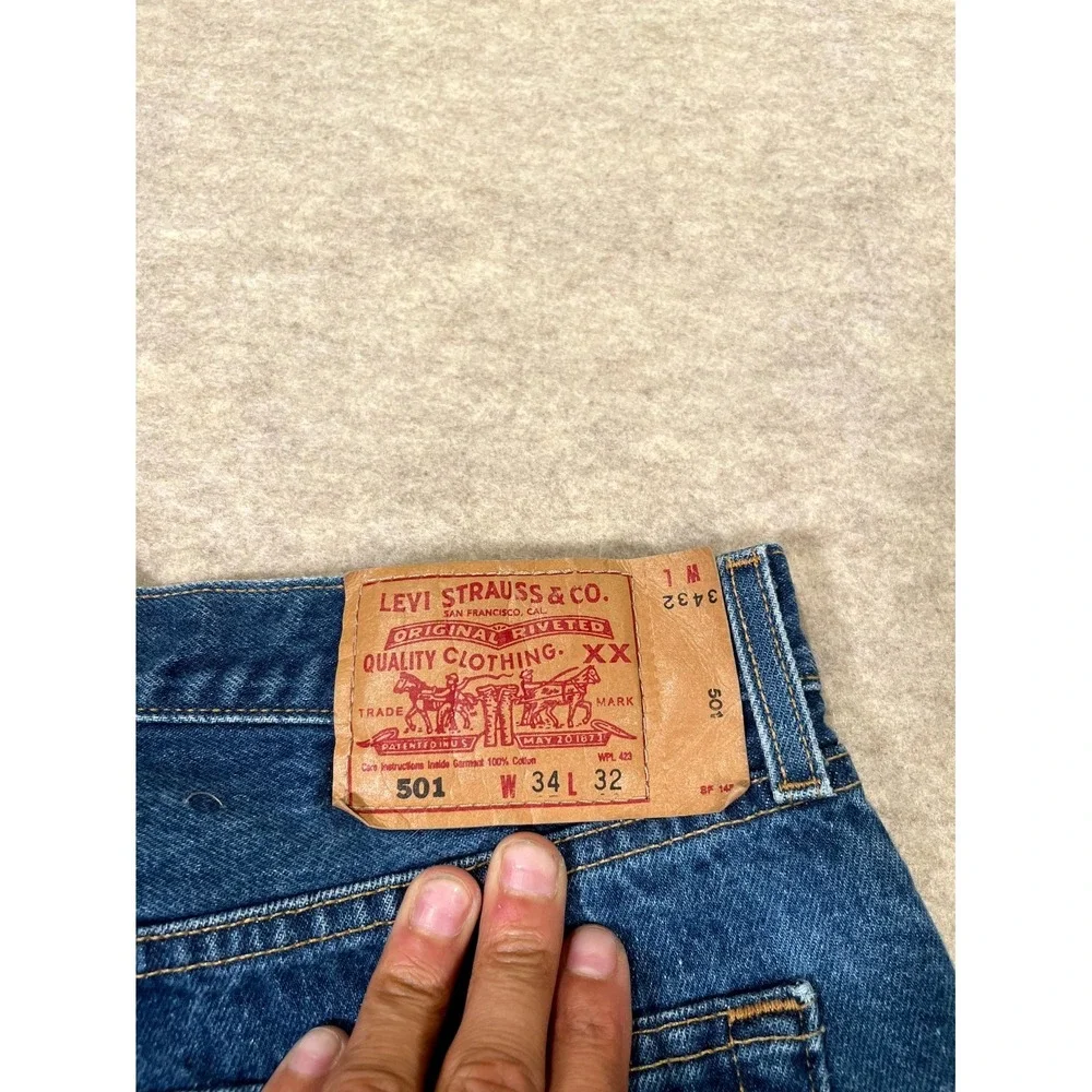 Levi's 501 Jeans Men‎ 34x32 Blue Denim Cotton 5-Pockets Straight Leg Mid Rise